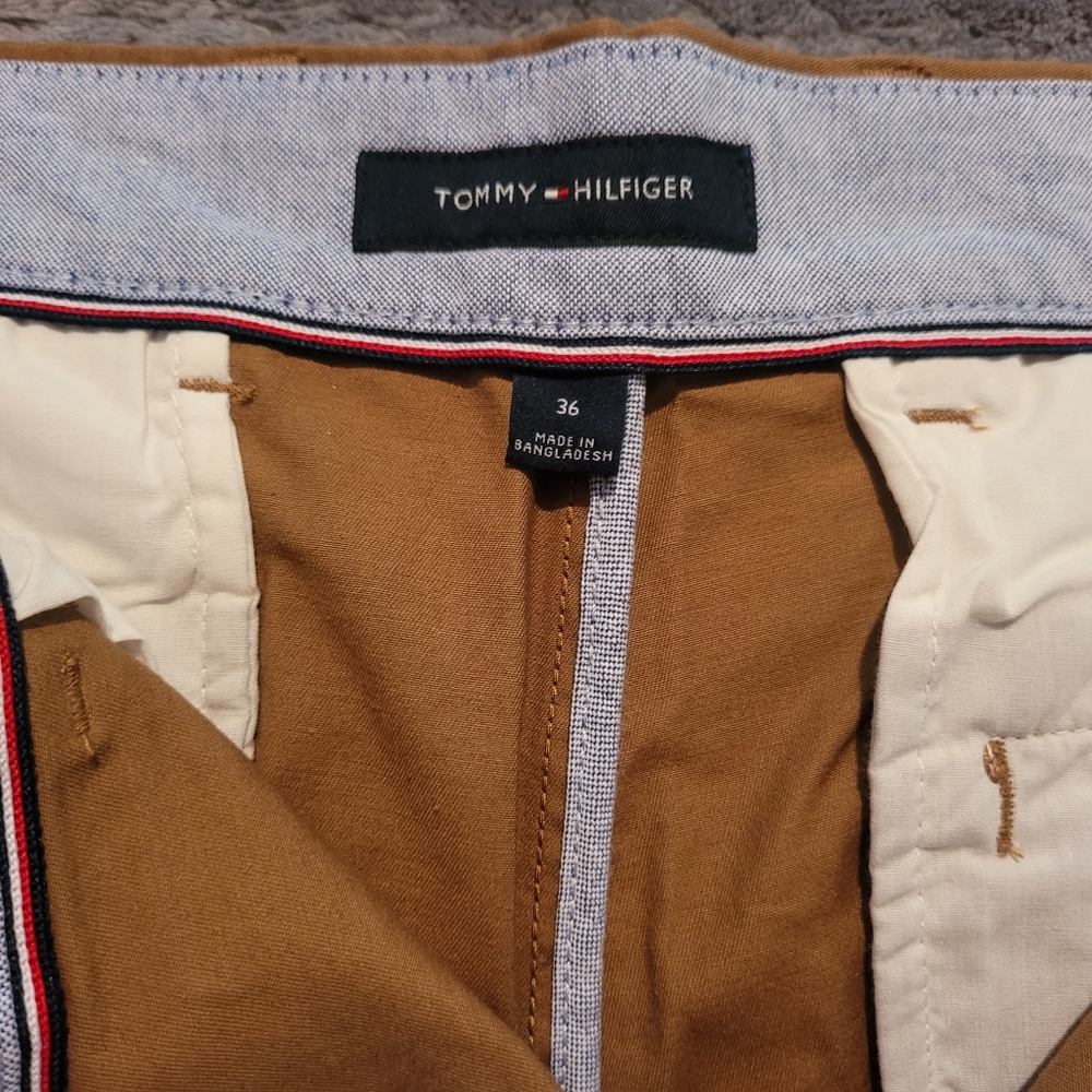 Men's Tommy Hilfiger Khaki Shorts sz 36